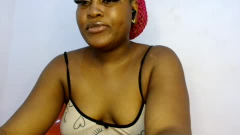 sweet girl online show from July 15, 8:41 am