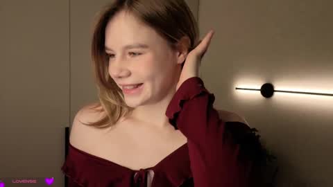 Miroslava friends call me Mira  online show from April 7, 2:24 am