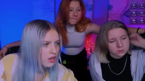 your dream  online show from December 1, 8:55 pm