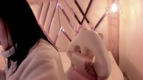 M A R T I N A  online show from February 17, 12:37 pm