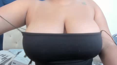 CHANELL online show from November 21, 3:30 am