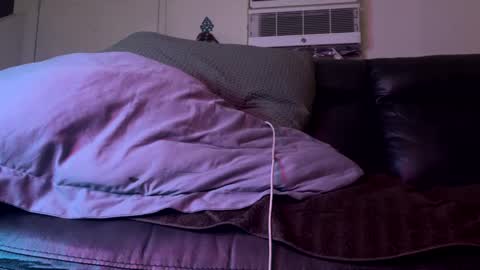 Snapshot of goddessmonni chatting on March 4, 6:58 am MonniDoll online show from March 4, 6:58 am