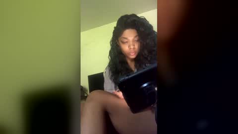 Amethyst online show from May 17, 1:54 pm