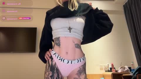 Aline meow   online show from June 27, 1:06 pm