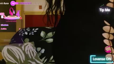 goldgirl89763 online show from October 12, 10:23 pm