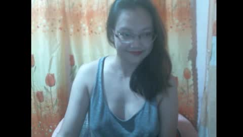 Snapshot of gorgeousmama chatting on October 27, 10:44 am gorgeousmama online show from October 27, 10:44 am