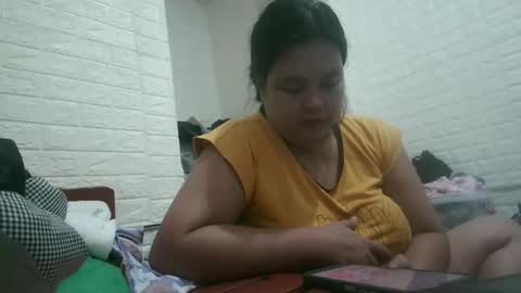 gorgeousselenaxx online show from February 24, 2:17 am