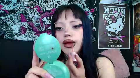 GothGaby online show from November 15, 5:41 am