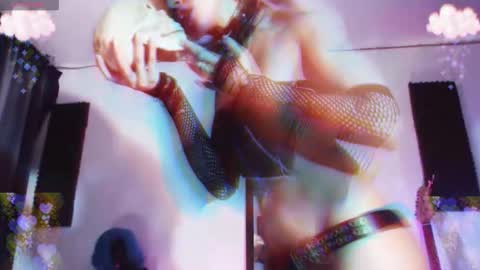        online show from September 25, 4:44 am