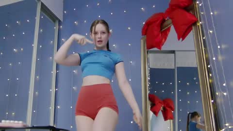 Grace online show from April 9, 1:27 pm