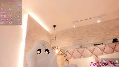  GRACE online show from February 22, 11:11 am