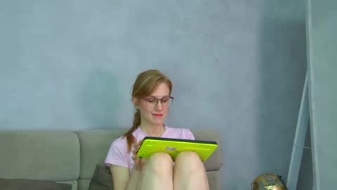 Grace online show from April 11, 7:45 am