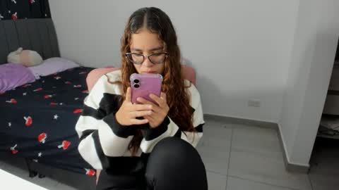 GreciaRuiz online show from November 19, 11:27 pm