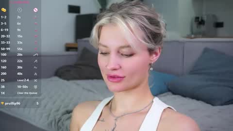 Kelly online show from May 19, 1:51 pm