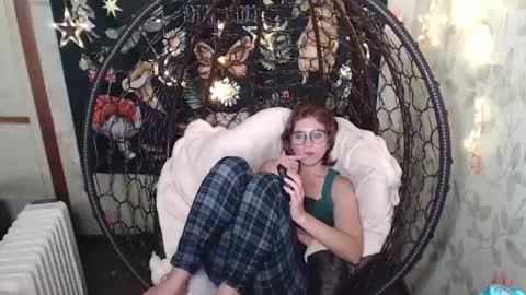 Lina online show from October 21, 6:45 pm