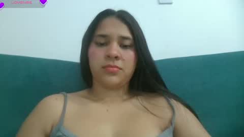 Snapshot of greicy098 chatting on October 24, 12:17 am grei online show from October 24, 12:17 am