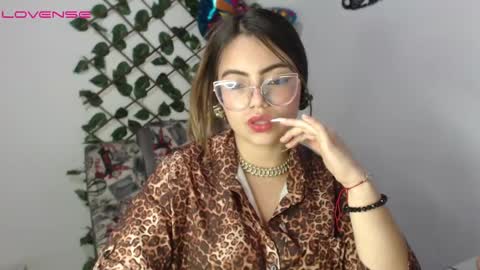 Greys  online show from January 3, 10:08 pm