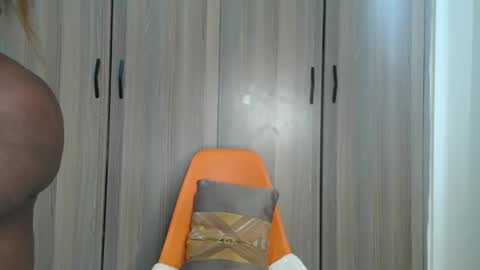 Miss Incredible online show from April 10, 11:16 am