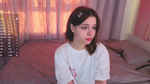 Lisa online show from October 12, 1:30 am