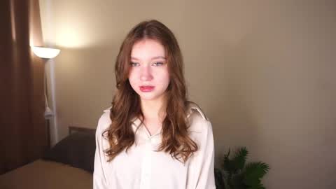 Molly online show from June 2, 5:08 am