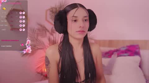 Hade online show from February 28, 2:22 am