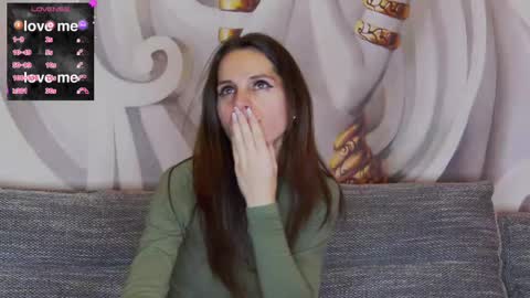 Snapshot of hailey_peach chatting on March 7, 4:13 am HaileyPeach online show from March 7, 4:13 am