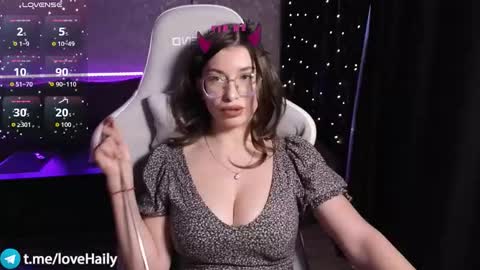 HailyHeavenly online show from February 2, 2:05 pm