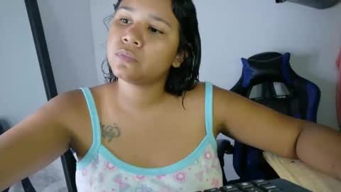 hairygirl83 online show from April 18, 12:02 am