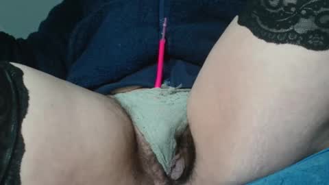 hairypussyxl online show from December 17, 5:39 pm