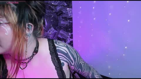 Hallu online show from November 11, 11:13 pm