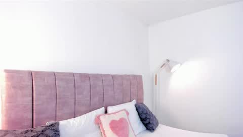 hanna_bunny15 online show from March 9, 9:29 pm