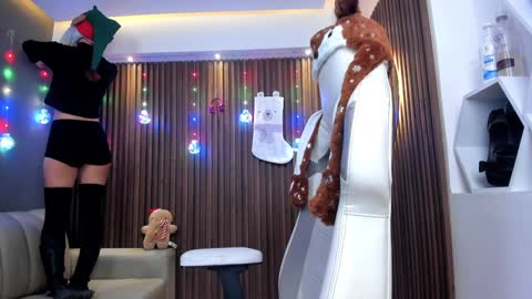 Hanna Dust online show from December 3, 4:02 am