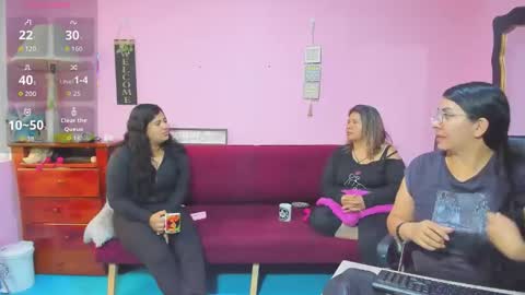 Hanna online show from November 14, 2:39 pm