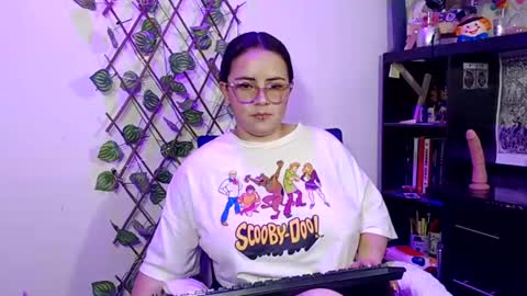 hanna_moons online show from July 7, 7:23 am