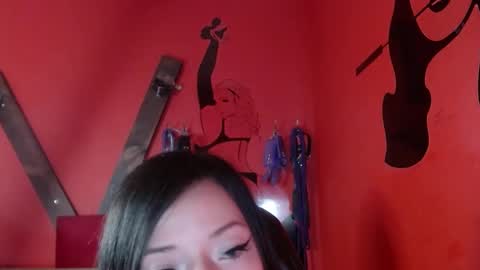 Snapshot of hannacarterr chatting on January 11, 12:07 pm Hanna online show from January 11, 12:07 pm
