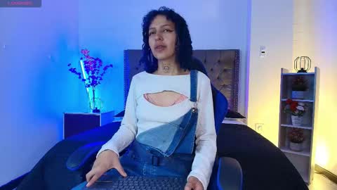HannahBlue  online show from February 23, 12:26 pm