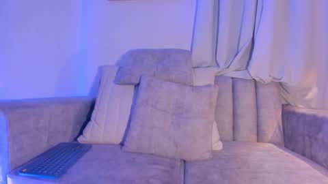 Hannah  online show from November 24, 12:56 am