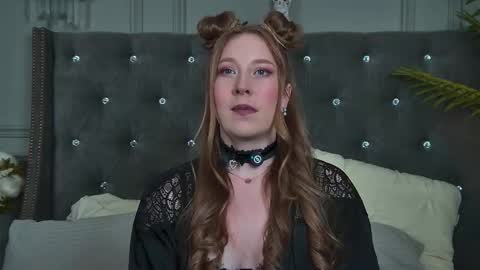 Pearl online show from March 25, 4:28 am