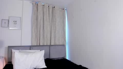 Hanna Os online show from September 15, 1:08 pm