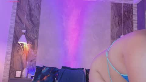 hannaprada1 online show from March 28, 12:15 pm