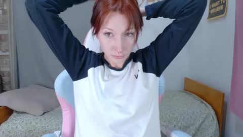 Hannah online show from July 16, 1:10 am