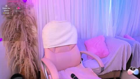 Hannie ws online show from November 6, 8:37 pm