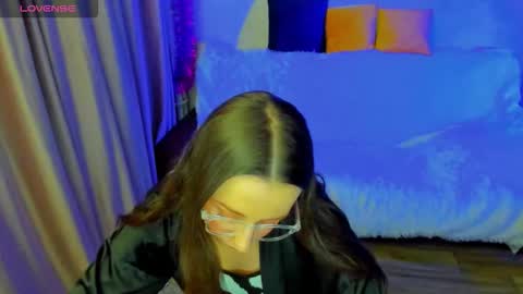 Stephanie online show from February 5, 9:07 pm