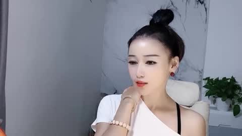 Daisy online show from September 18, 2:59 pm