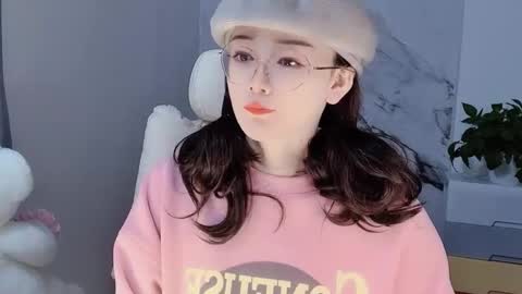 Daisy online show from December 23, 4:01 am