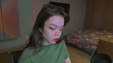 Snapshot of haribo_asmr chatting on January 9, 7:42 am Miss Hari online show from January 9, 7:42 am