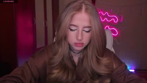 Julia online show from January 6, 4:58 am