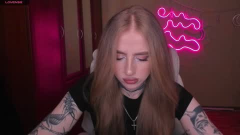 Julia online show from January 30, 5:19 am