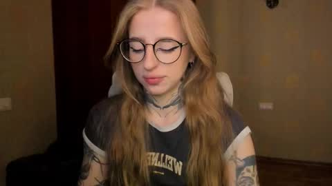 Julia online show from November 29, 6:17 am