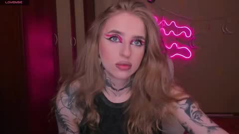 Julia online show from February 9, 5:40 am